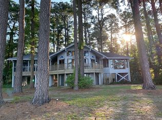 497 Chambers Point Rd, Belhaven, NC 27810