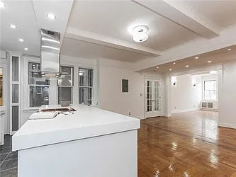 Sold by Avenue Sotheby's International Realty