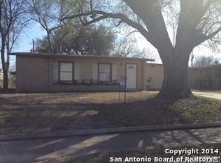 1922 W Hutchins Pl, San Antonio, TX 78224