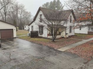 523 N Hathaway St, Winamac, IN 46996