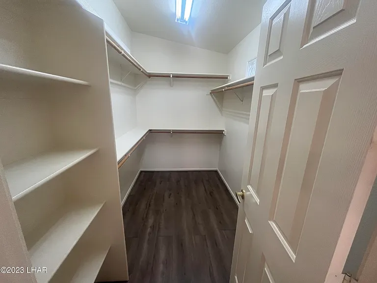 1650 Park Terrace Ave — Photo 10