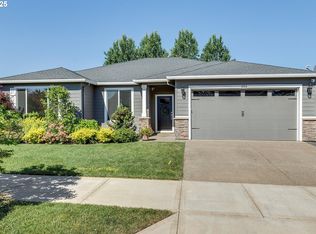 1059 S Walnut St, Canby, OR 97013