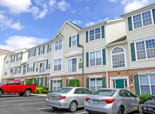 232 Windmill Ct, Phillipsburg, NJ 08865