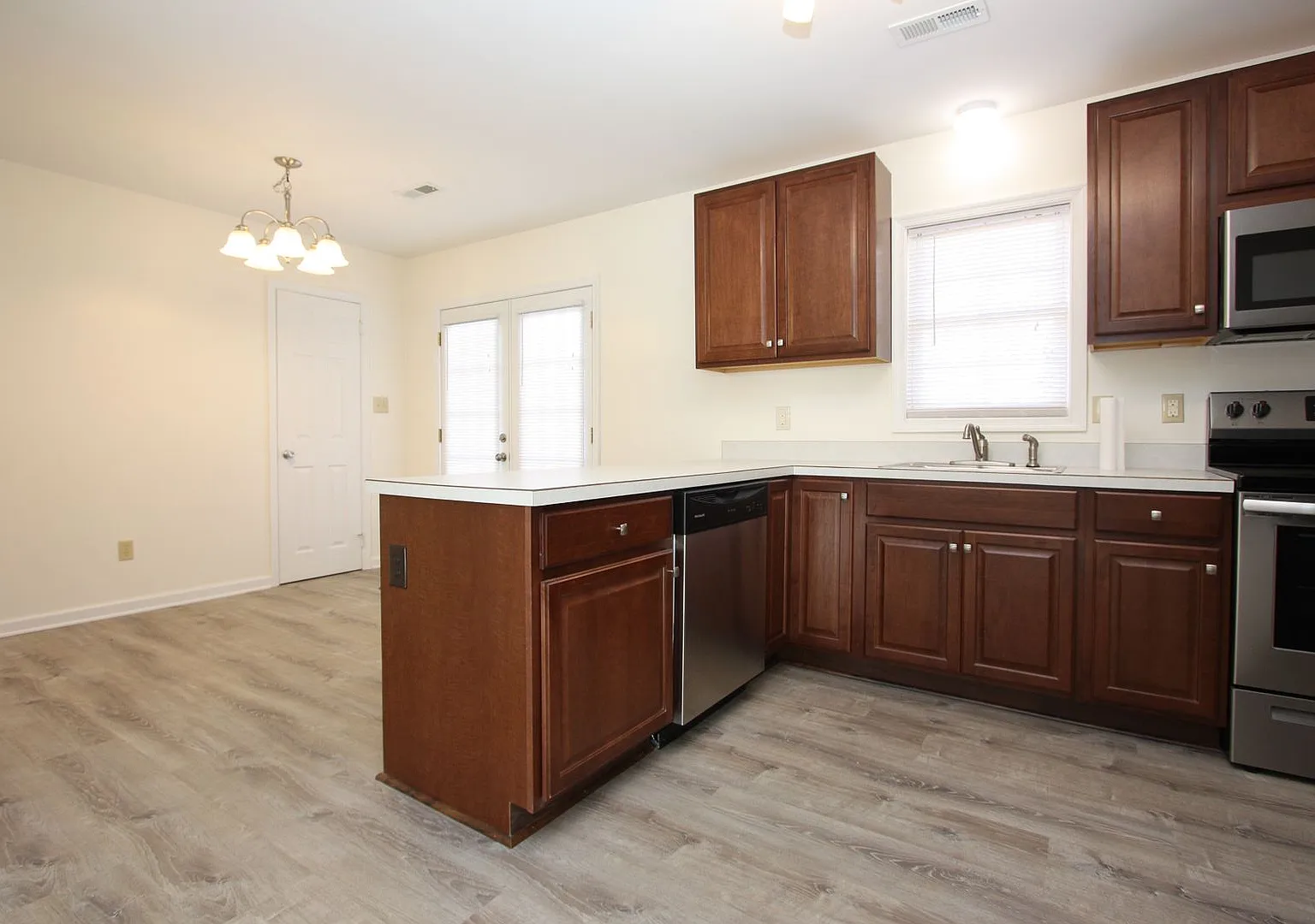 5598 Patricia Drive Newport News 3 BR — Photo 4