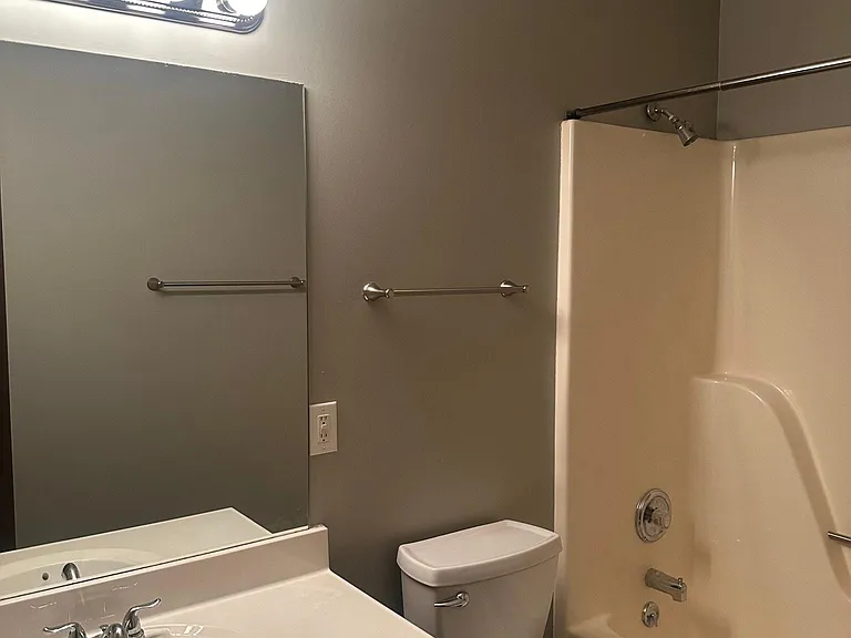 5024 Spaulding St — Photo 13