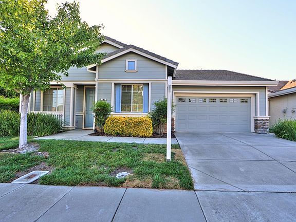 4th image of 293 Mandarin Cir