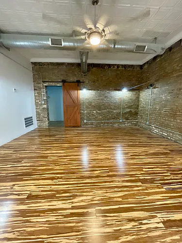 2404 W Augusta Blvd #1 Photo 1
