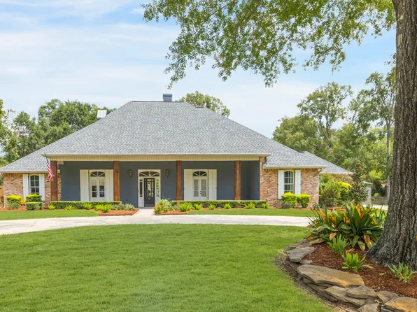 811 Bellevue Plantation Rd, Lafayette, LA 70503