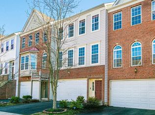 6735 Applemint Ln, Alexandria, VA 22310