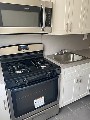 Rented by Triangle Realty of NY Inc | media 2