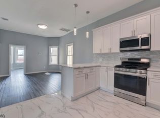 23 Barbour St, Haledon, NJ 07508