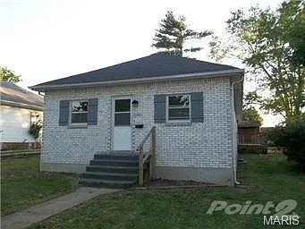 207 N School St photo 1