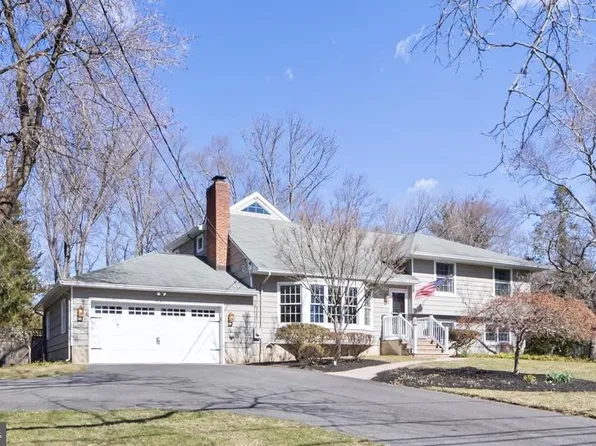 234 Dodds Ln, Princeton, NJ 08540