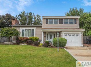 14 Island Dr, Old Bridge, NJ 08857
