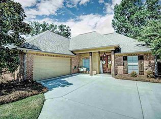 277 E Pinebrook Dr, Brandon, MS 39047