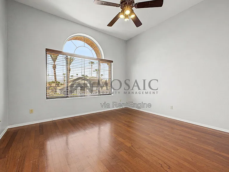 1819 E Cascade Dr — Photo 30
