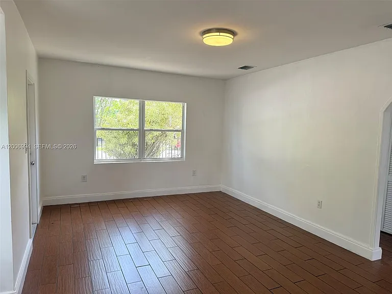 294 NE 57th St #2 — Photo 16