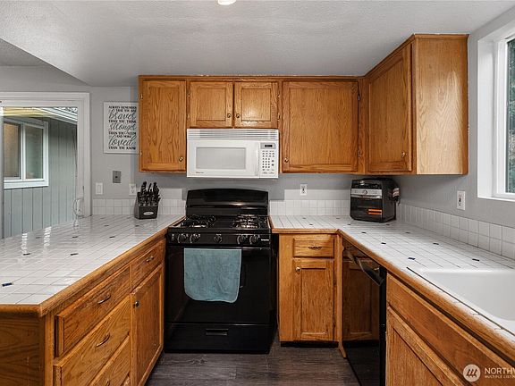 5th image of 12617 125th Avenue Ct E