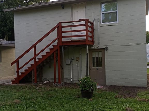 Stairs to unit