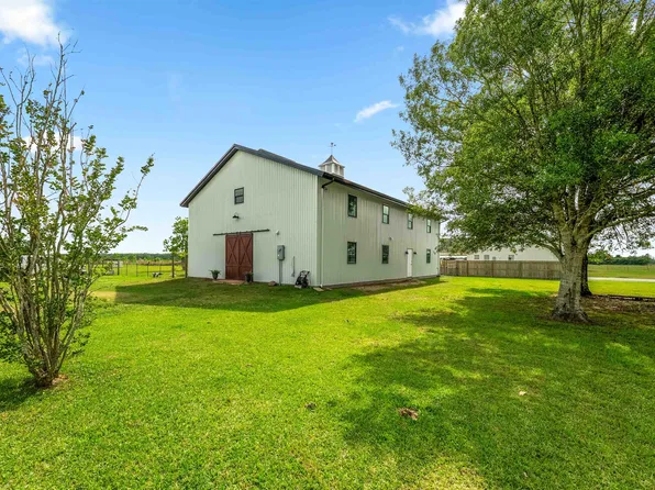 8149 Gordon Denison Rd, Iowa, LA 70647