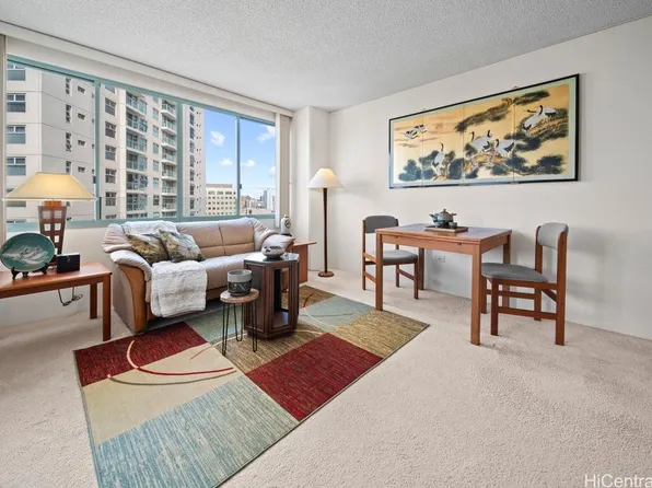 1314 Kalakaua Ave APT 906, Honolulu, HI 96826