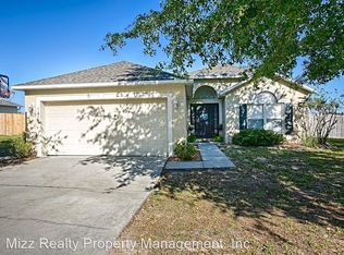 1820 Western Hills Ln, Mascotte, FL 34753