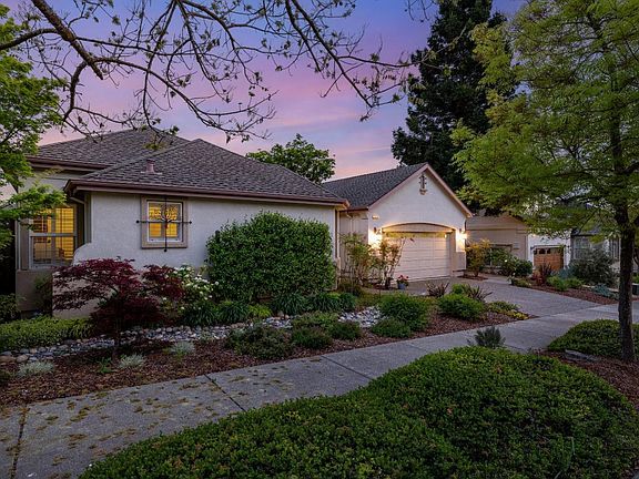 4th image of 5874 Sailing Hawk Avenue