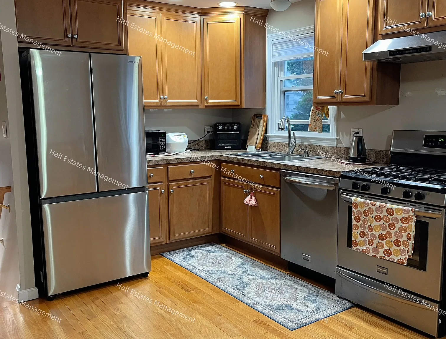 3 bed, 1534 sqft, $3,250 — Photo 3