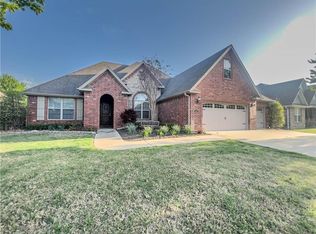4608 W Quelinda Dr, Rogers, AR 72758