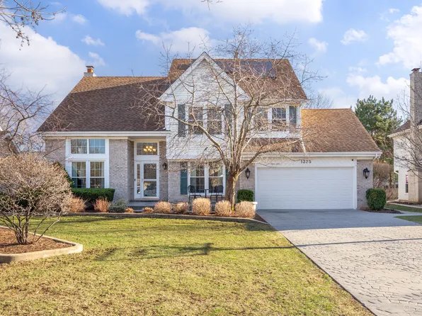 1375 Saint Claire Pl, Schaumburg, IL 60173