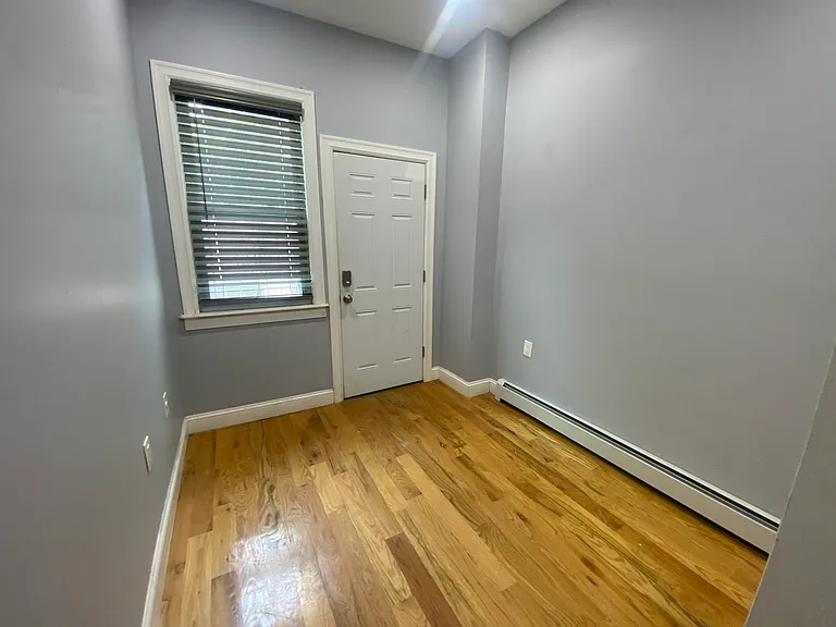 12208 Montauk St #1 — Photo 8