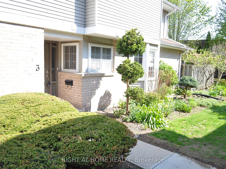 1st image of 104 Woodlawn Rd E #3