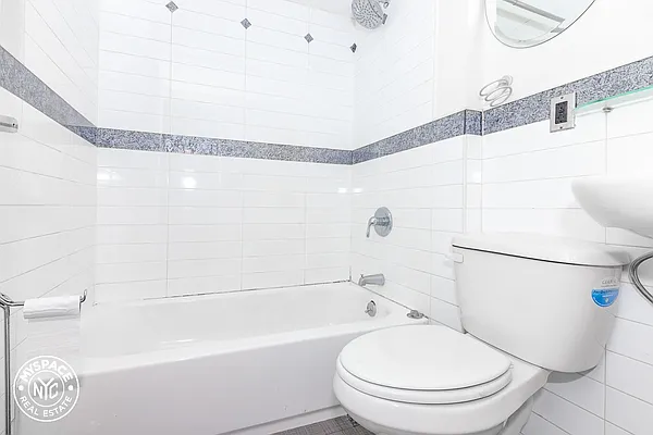 Rented by MySpaceNYC | media 5