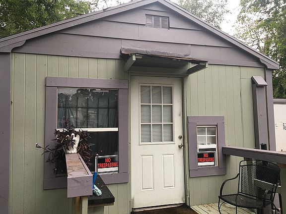 2nd image of 1836 W 20th St