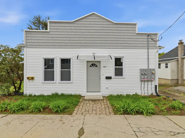 25 Bourne St #A, Three Rivers, MA 01080