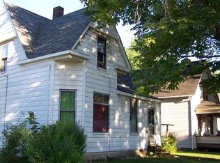 402 15th St, Port Huron, MI 48060