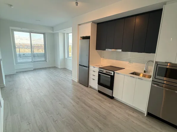 9781 Markham Rd #217-B, Markham, ON L6E 0H7