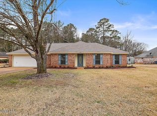 1389 Oak Vinyard Dr, Jackson, MS 39272