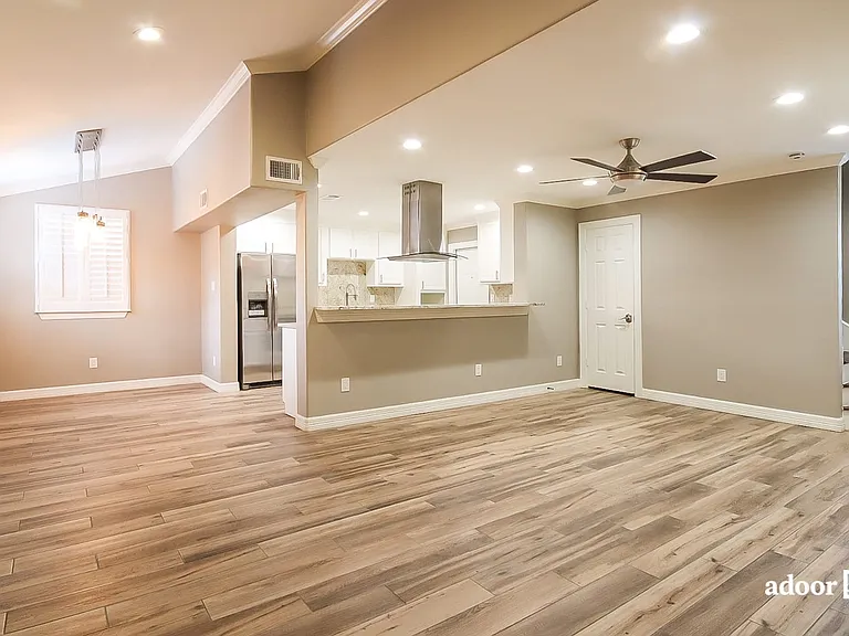 10329 Rockcrest Dr — Photo 5