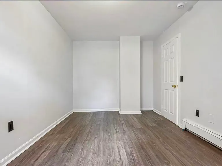 219 Seaman St #1 — Photo 9