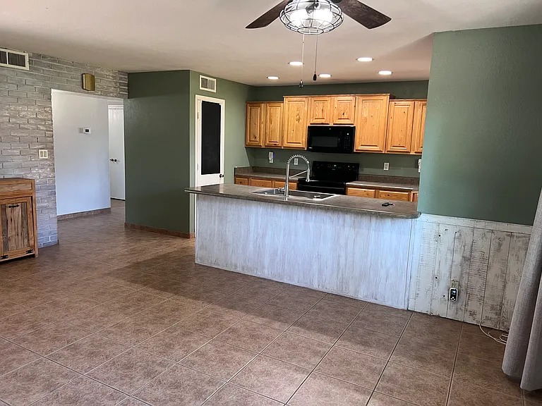 3015 E Desert Cove Ave — Photo 8