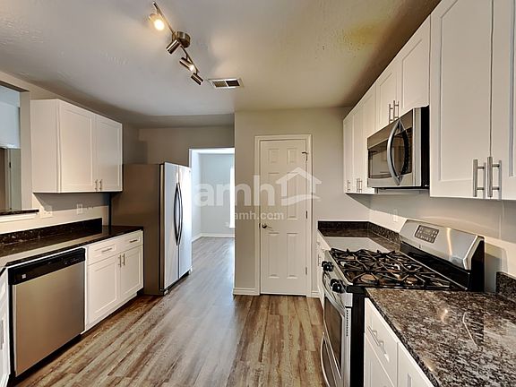 3rd image of 16130 Speyburn Ct