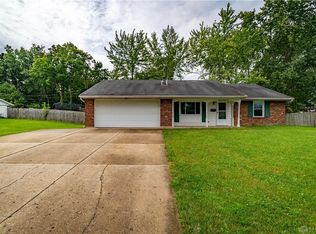 2021 Waltham Ave, Springfield, OH 45503