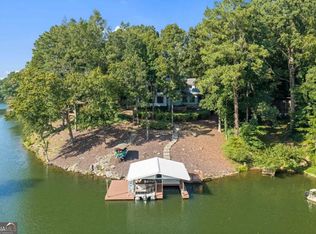 594 Hilltop Ln, Berkeley Lake, GA 30096