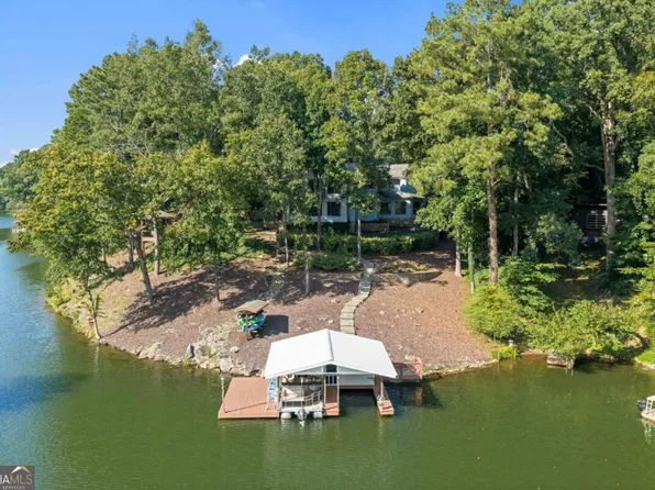 594 Hilltop Ln, Berkeley Lake, GA 30096