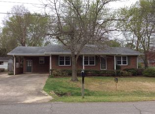 104 Gordon Dr, Athens, AL 35611