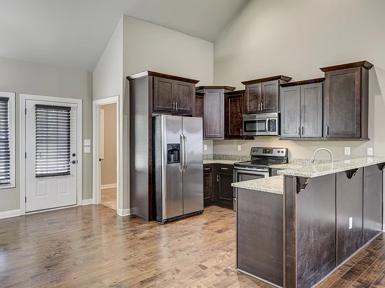 342 Big Station Camp Blvd #B — Photo 6