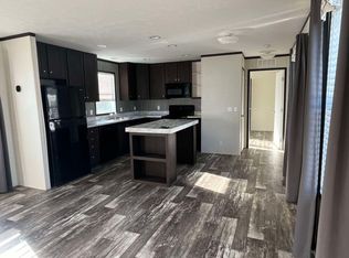 1015 Aguadero Pkwy #38, Quincy, MI 49082