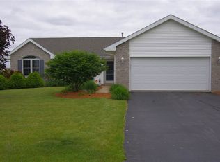 5996 Durrington Dr, Loves Park, IL 61111