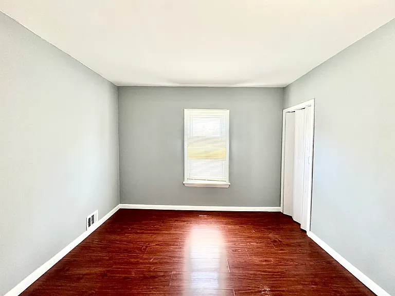 399 Stewart Ave — Photo 11